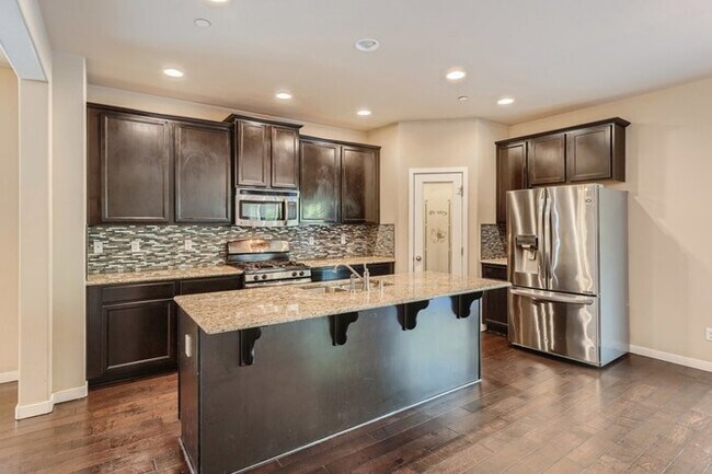 Foto del edificio - 8201 184Th Avenue E, Bonney Lake, WA, 98391