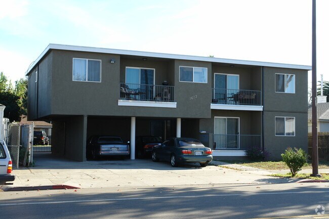 Foto del edificio - 1613 6th St