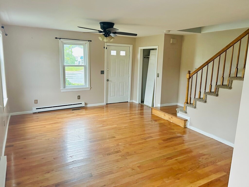 201 Glenallen St, Winchendon, MA 01475 Townhome Rentals in Winchendon