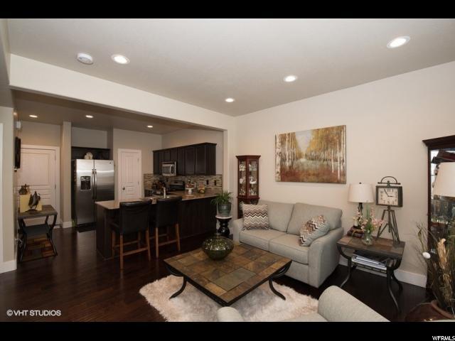 Foto del edificio - 1293 S Mountain Crest Dr