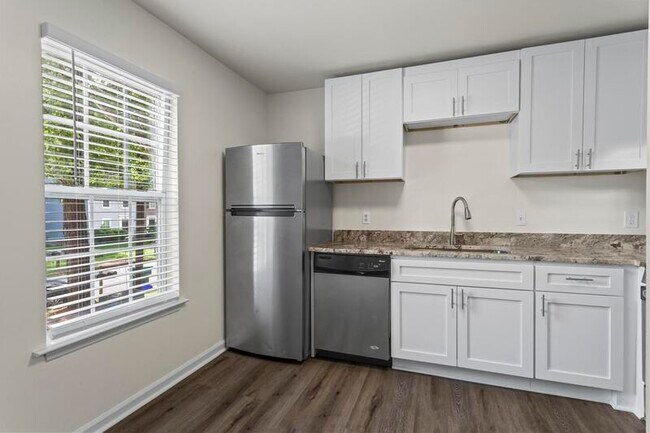 Foto del edificio - 1836 Cumberland Valley Pl SE