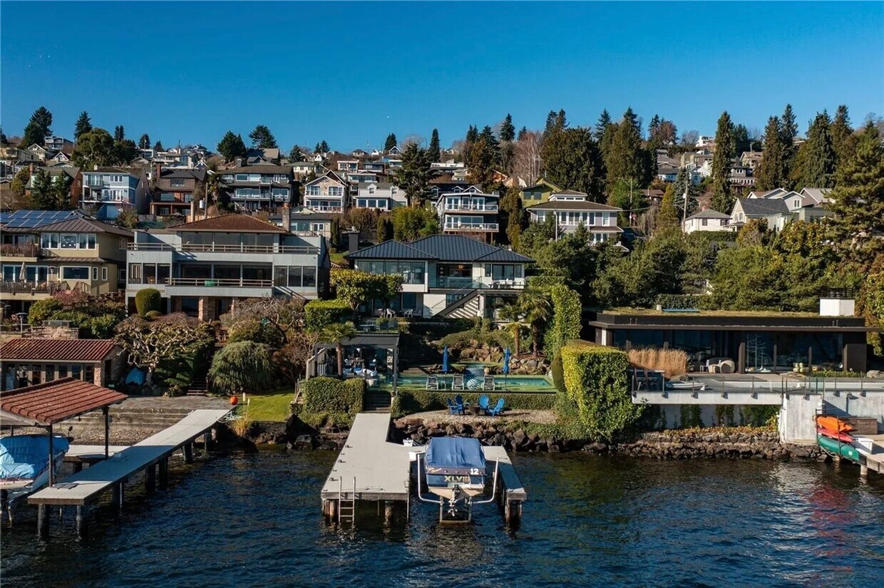 Primary Photo - Leschi Waterfront Home