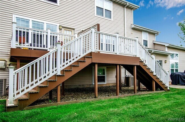 Foto del edificio - 25 Spring Meadow Dr