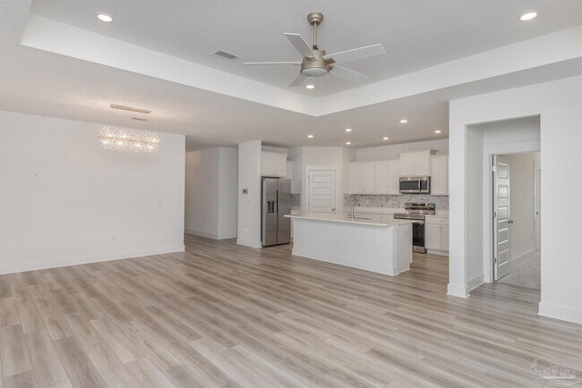 Foto del edificio - 874 Windhill Dr