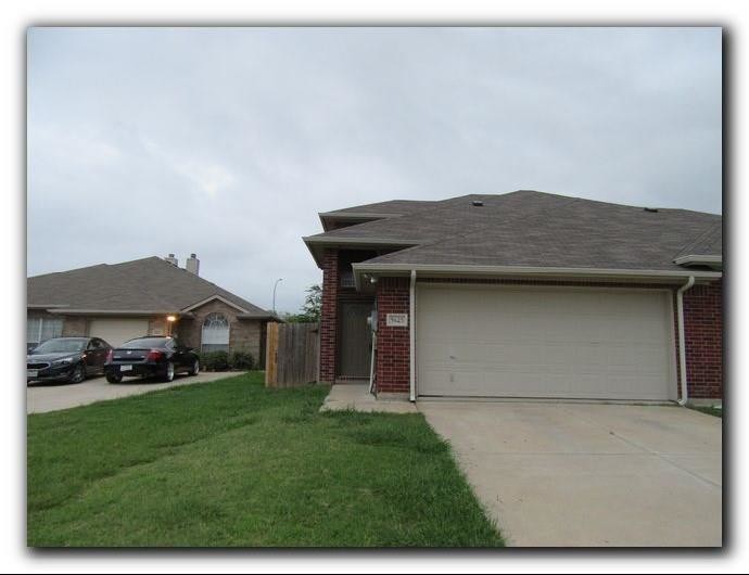 Primary Photo - 5625 Blackmon Ct