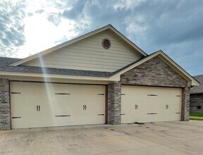 Building Photo - 3031 Weave Ct