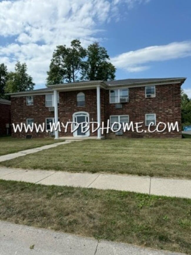 Building Photo - 6305 Nina Dr