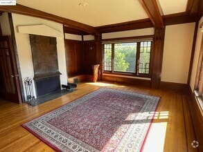Building Photo - 741 Haddon Pl