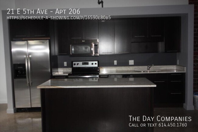 Foto del edificio - 21 E 5th Ave