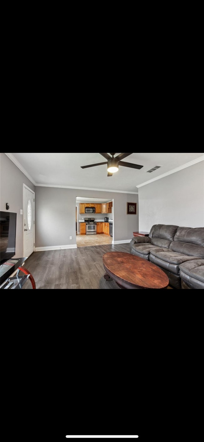 Building Photo - 3533 W Louisiana State Dr