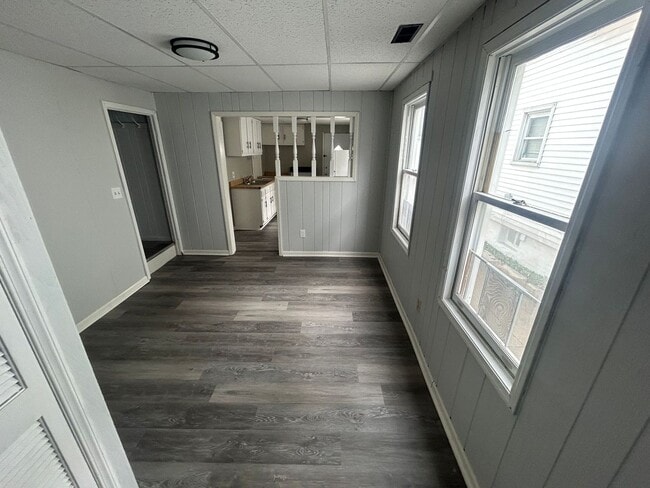 Foto del edificio - 535 Milton St