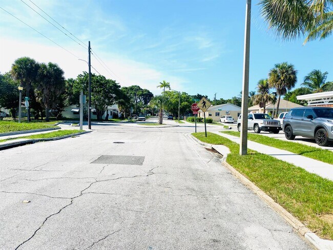 Foto del edificio - 5414 Manning Ave