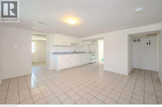 Photo du bâtiment - 233 Elizabeth St