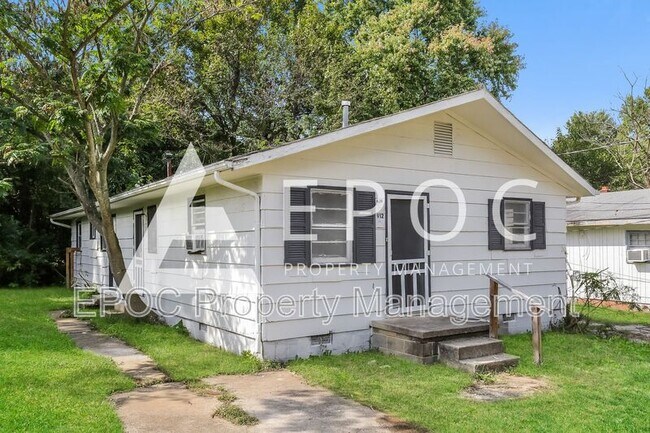 Building Photo - 912 Richland St