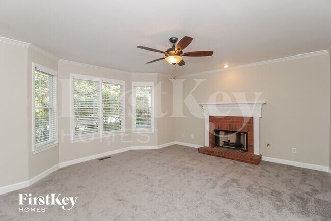 Building Photo - 5094 Verbena Dr