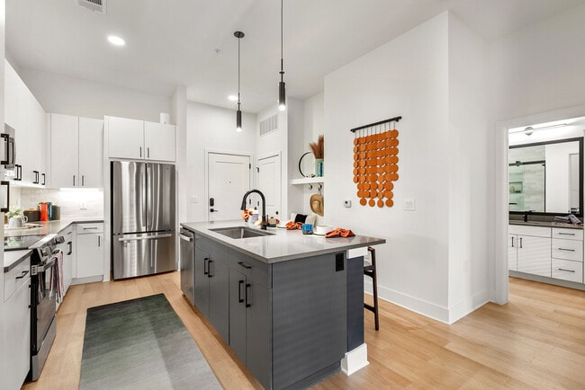 Building Photo - Union Noda