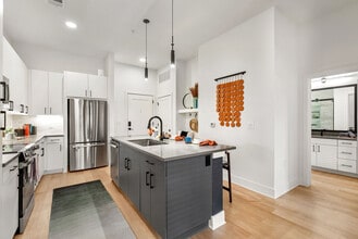 Building Photo - Union Noda