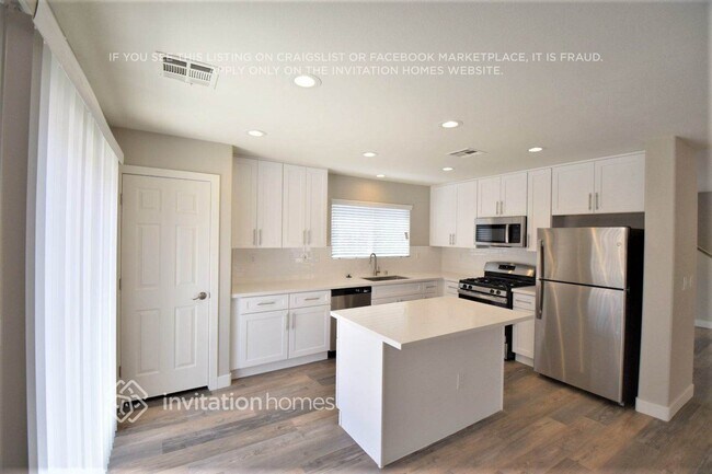 Building Photo - 3137 Cantabria Ct