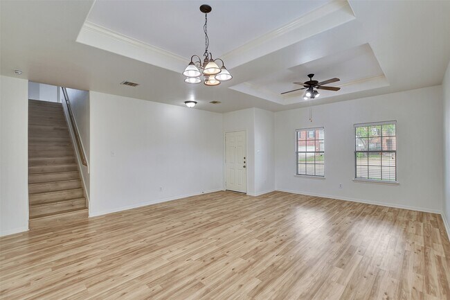 Foto del edificio - 4423 Garden Ridge Ct