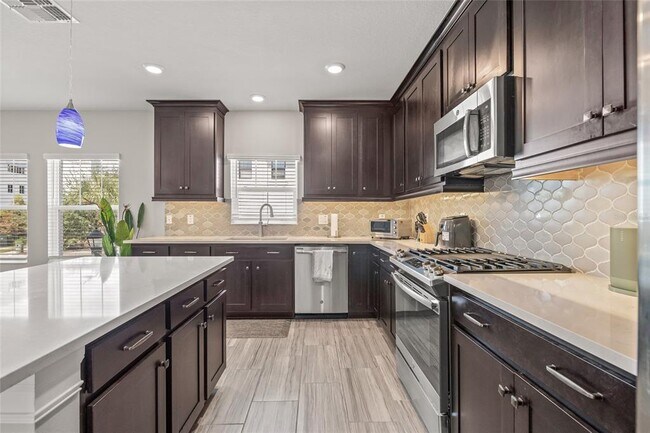 Foto del edificio - 4941 W Price Ave