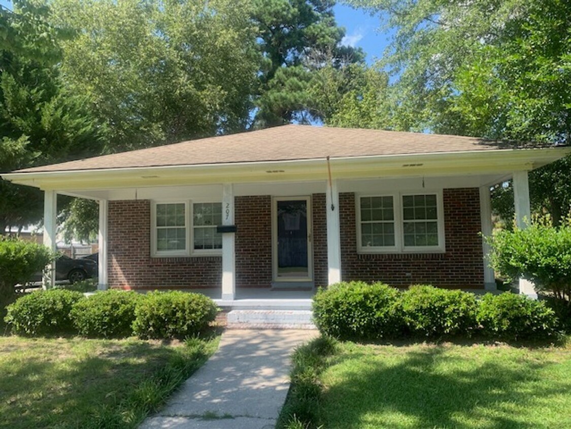 Primary Photo - 2-Bedroom, 1-Bath House