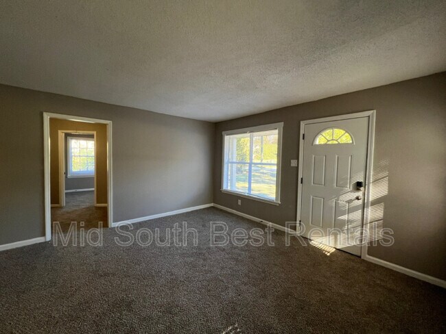 Foto del edificio - 4841 Fairley Rd