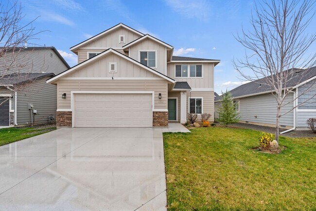 Foto del edificio - Upgraded 4 Bed 2.5 Bath Home