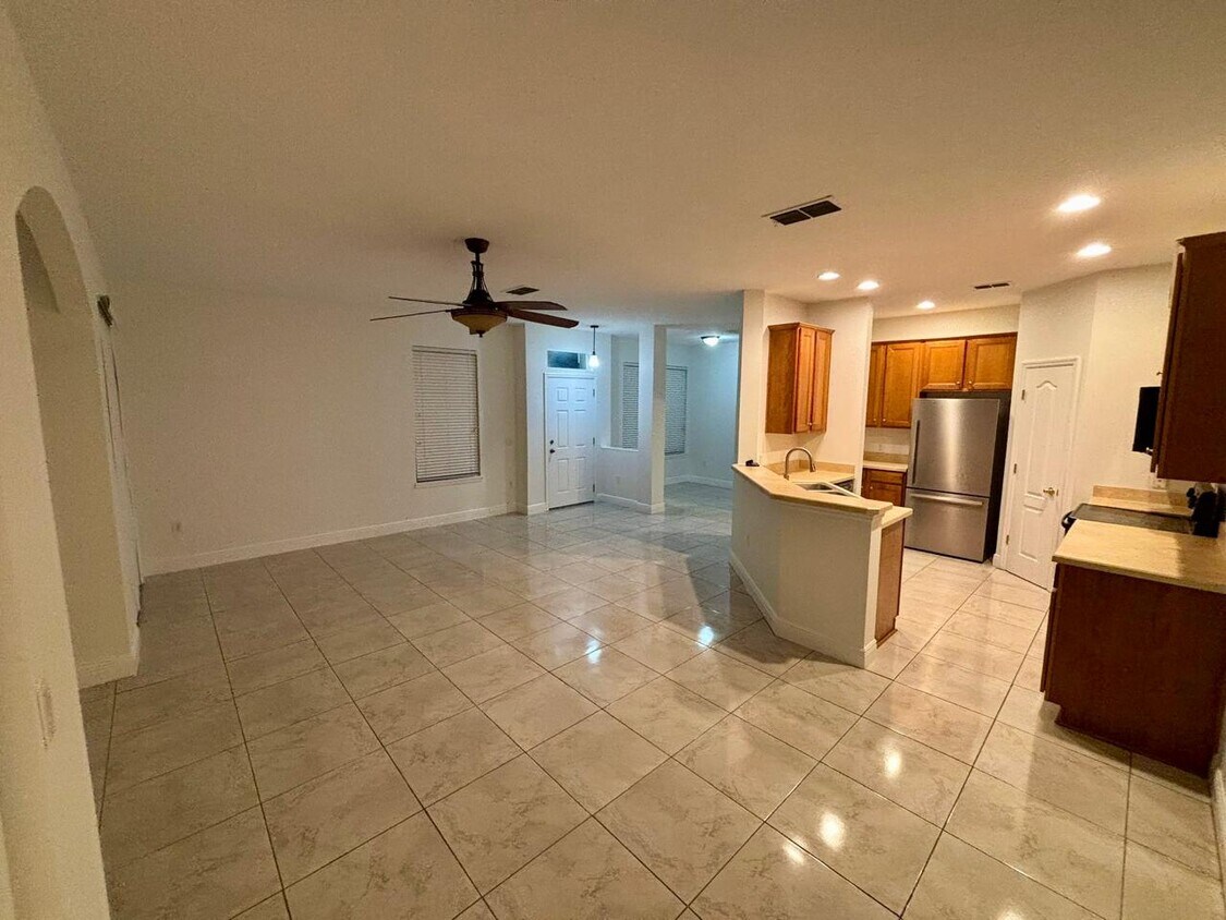 Dining Room - 2047 Estancia Cir