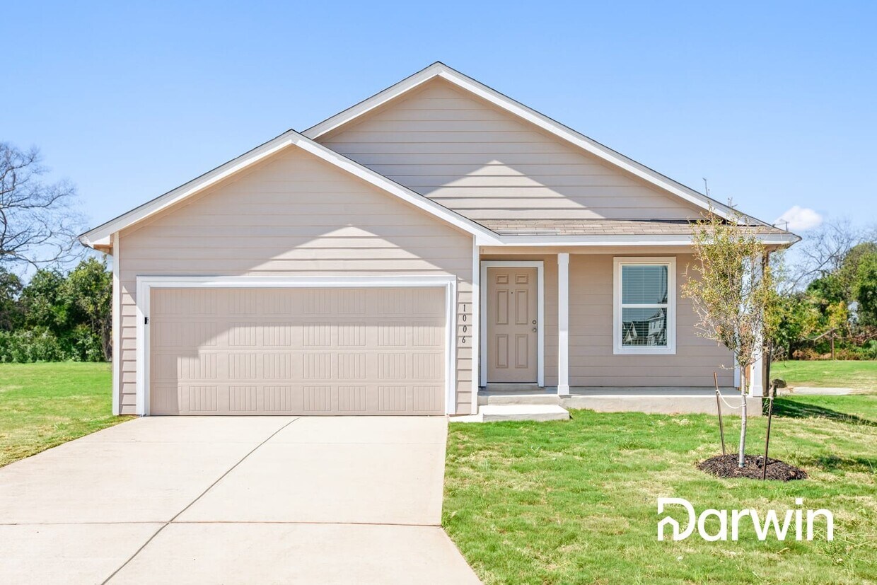 Primary Photo - 1006 Courtsey Trl, New Braunfels, TX 78130