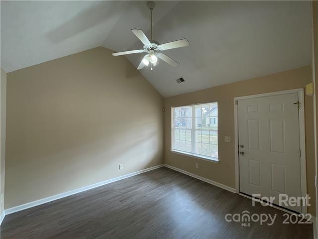 Building Photo - 4120 Parkdale Dr