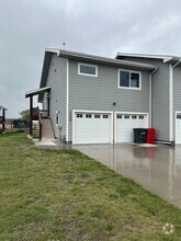 Building Photo - 1308 Bette Ln