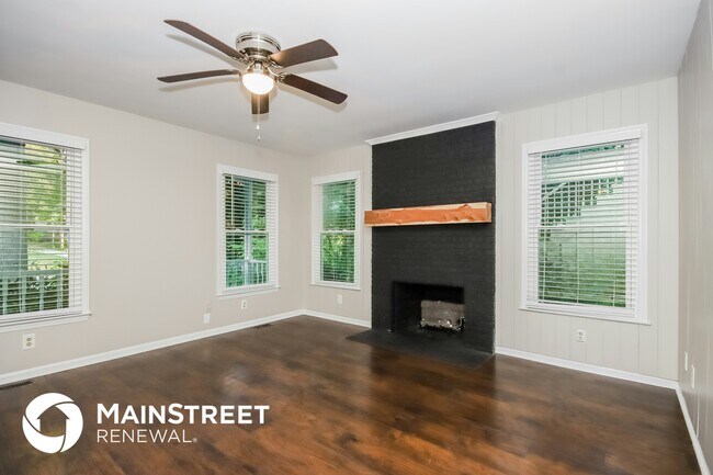 Foto del edificio - 919 Briarcliff Rd