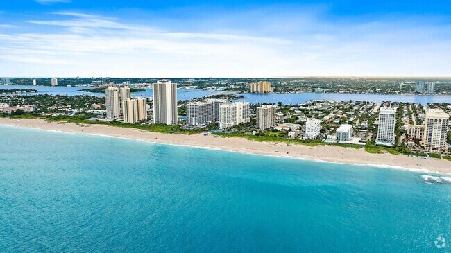 Building Photo - 3100 N Ocean Dr