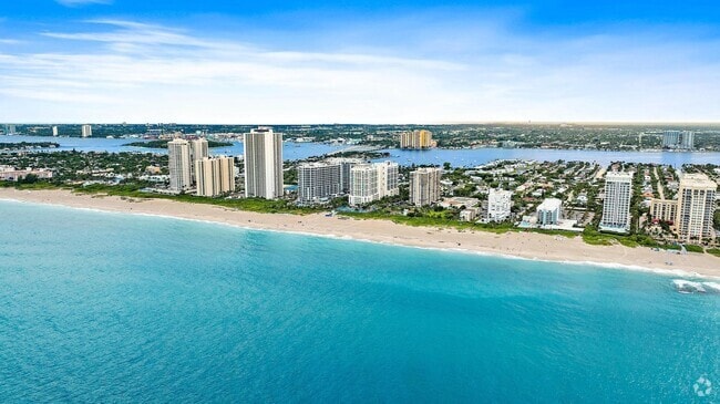 Building Photo - 3100 N Ocean Dr