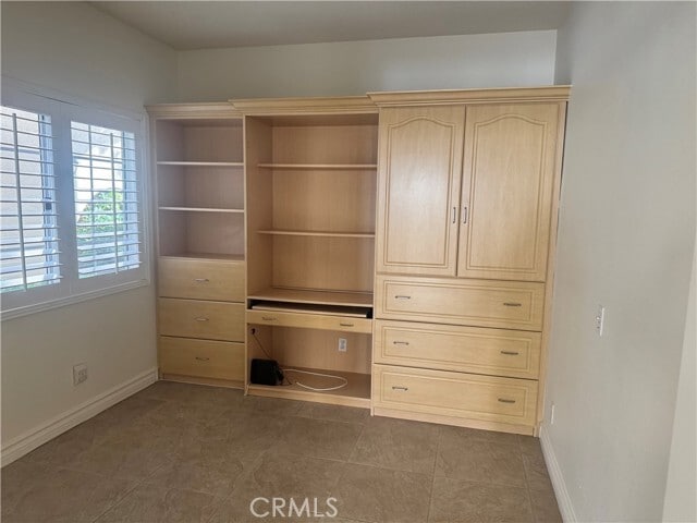 Building Photo - 2428 Paseo Circulo
