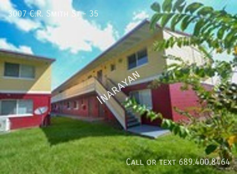 Primary Photo - 2/1 Downstairs apartment- AVAILABLE NOW