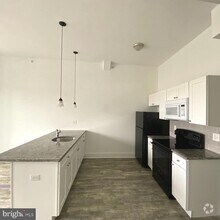 Building Photo - 6032 Market St