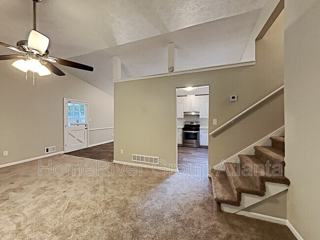 Foto del edificio - 322 Hardwood Ln NW