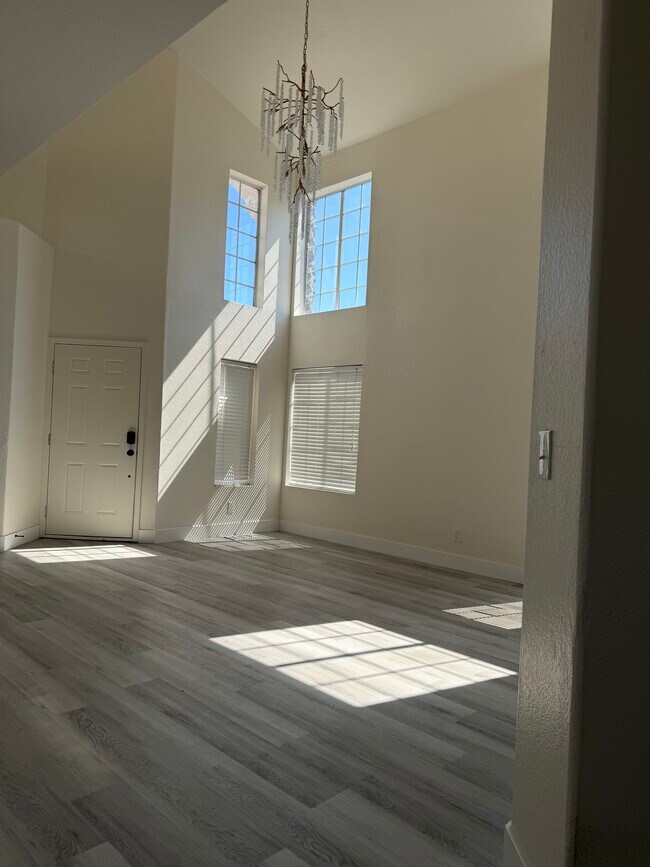 Building Photo - 1778 Cherry Hills Dr