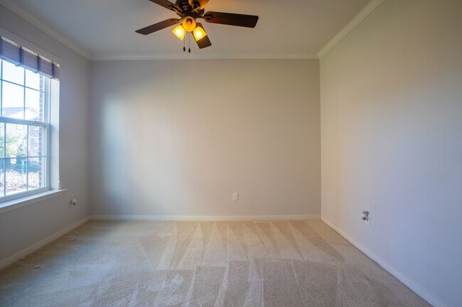 Photo - Spacious 4 BR/3.5 BA Townhome in Gaithersb...