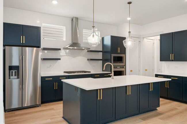 Beautiful 4-bedroom, 4-bathroom Custom Home Durham, NC - Beautiful 4-bedroom, 4-bathroom Custom Home Durham, NC