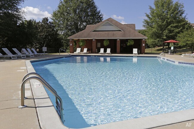 Building Photo - Gorgeous 3BR, 2BA at Wexford Condominiums,...