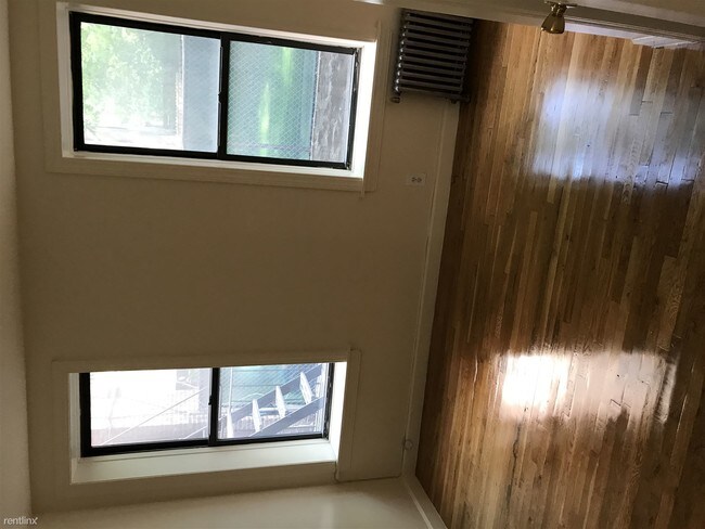 Building Photo - 3 br, 1 bath  - 601 W 162nd St