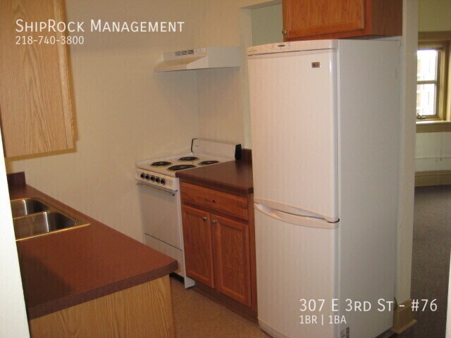 Foto del edificio - 307 E 3rd St