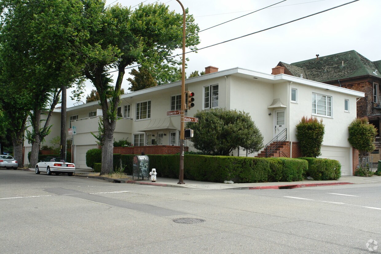 Foto principal - 2417-2423 Ellsworth St
