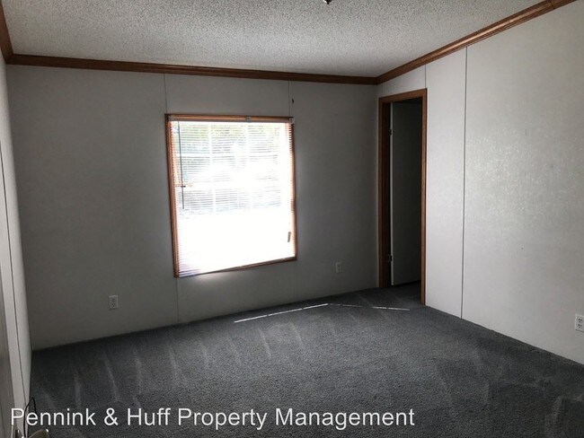 Building Photo - 256 Papoose Trl