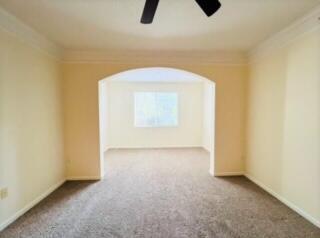 Building Photo - 3207 Myrtlewood Cir E