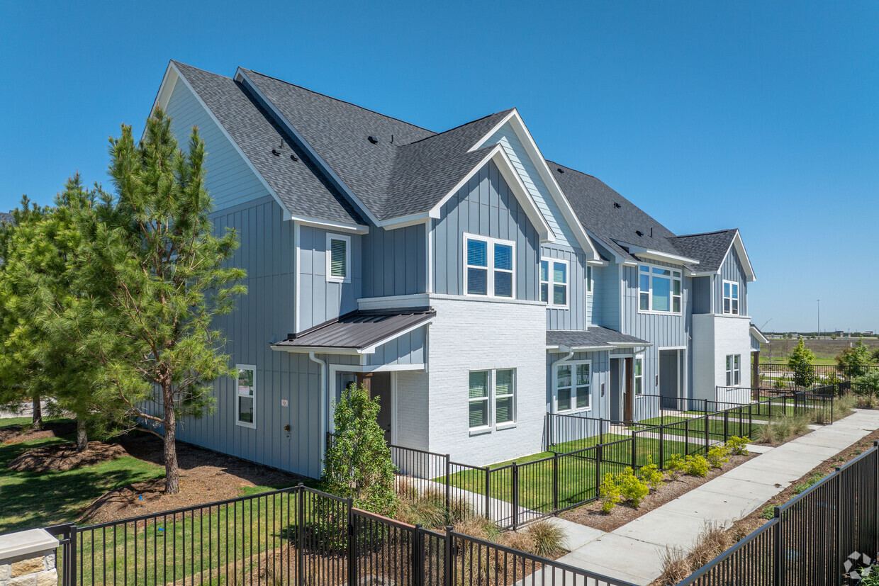 Primary Photo - Wingspan at Bridgeland