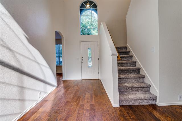 Foto del edificio - 1917 Torrey Pine Dr