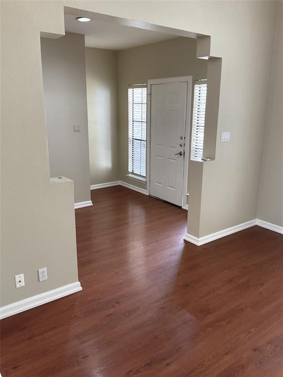 Foto del edificio - 2802 Hummingbird Cir